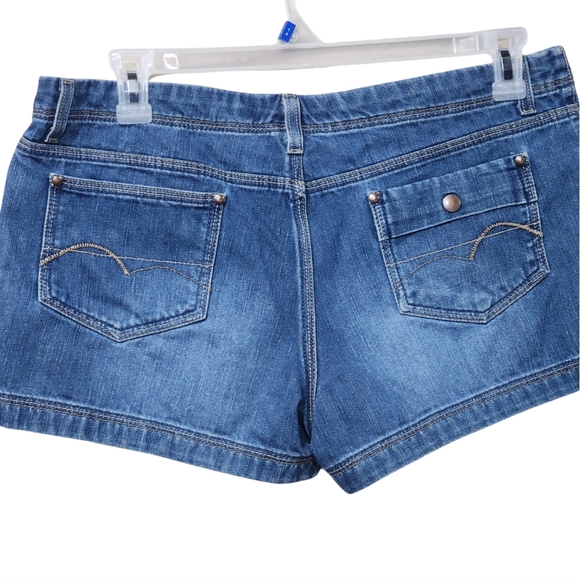 American Eagle Ladies Shorts sz 14 - Picture 2 of 3